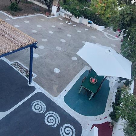 Апартаменти Ο Μπαξεσ Livadi  Екстер'єр фото